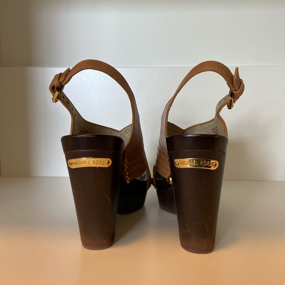 Michael Kors shoes - Picture 2 of 3